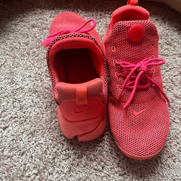 Nike Presto Fly SE (910570-604) Hot Punch Pink Blast - Picture 1 of 5